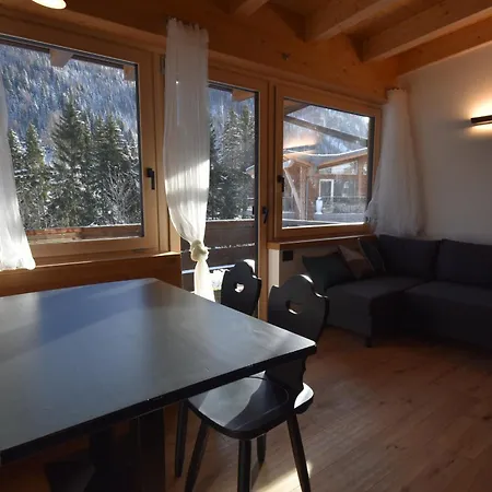Apartment Attic Miralago Mhd